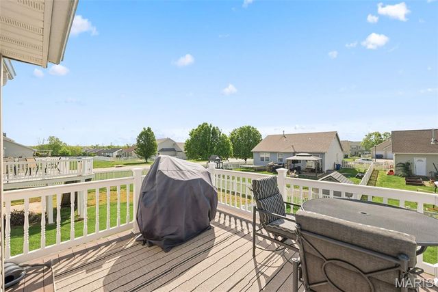 326 Stone Village Drive, Wentzville, MO 63385