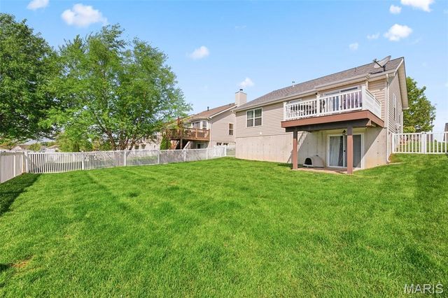 326 Stone Village Drive, Wentzville, MO 63385