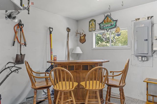 1221 Cedar Way E, West Fargo, ND 58078