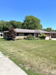 106 W Anderson Street, Rockville, IN 47872