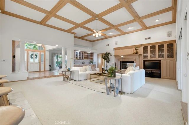 3403 E Vassar Court, Visalia, CA 93292