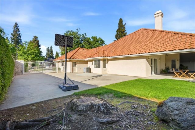 3403 E Vassar Court, Visalia, CA 93292