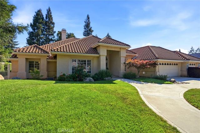 3403 E Vassar Court, Visalia, CA 93292