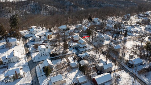 9 Willow Street, Castleton-on-hudson, NY 12033