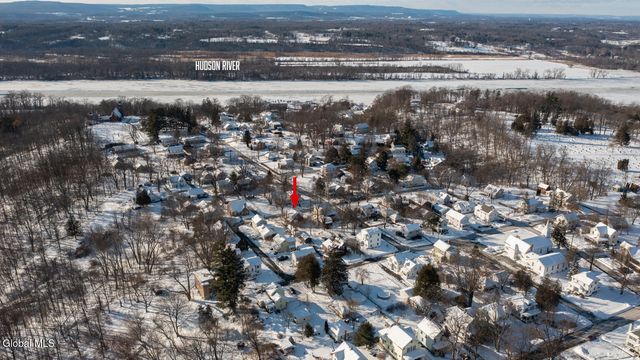 9 Willow Street, Castleton-on-hudson, NY 12033