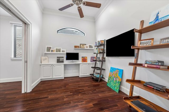 4022 Coleridge Street, West University Place, TX 77005