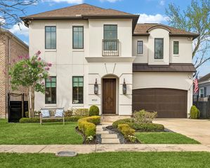 4022 Coleridge Street, West University Place, TX 77005