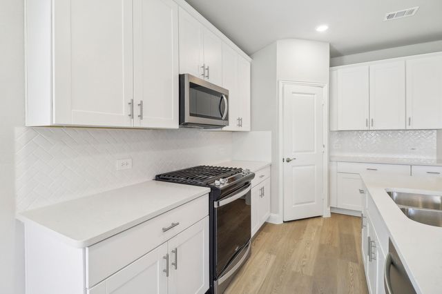 4005 Joe Pool Drive, Farmersville, TX 75442