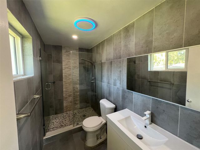 2648 Cleveland Street 2, Hollywood, FL 33020