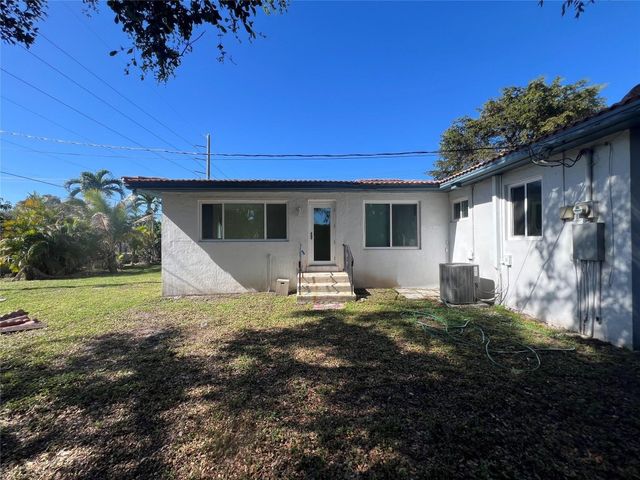 2648 Cleveland Street 2, Hollywood, FL 33020