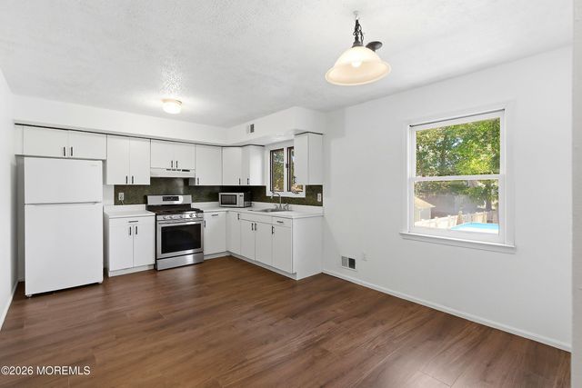 897 Lynnwood Avenue, Brick, NJ 08723