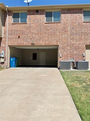 2522 Tye Lane, Lewisville, TX 75056