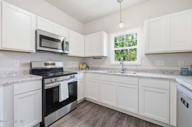 2029 Folkstone Woods Lane, Holly Ridge, NC 28445