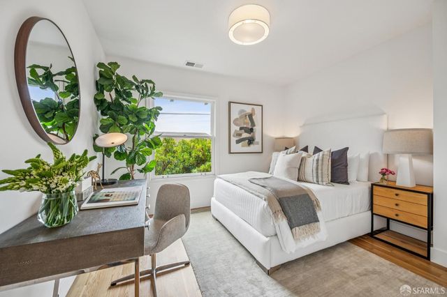 1046 Anza Street, San Francisco, CA 94118