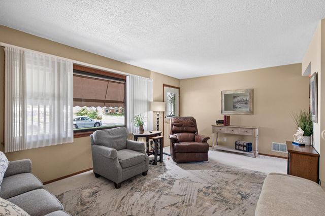 340 Sunrise Lane, Champlin, MN 55316