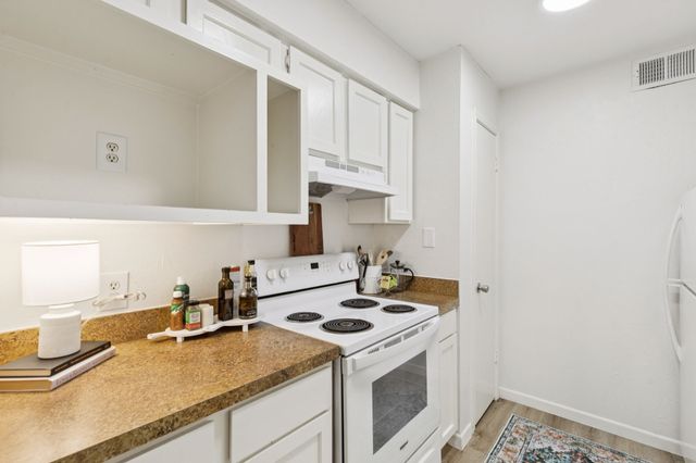 8109 Skillman Street 3024, Dallas, TX 75231