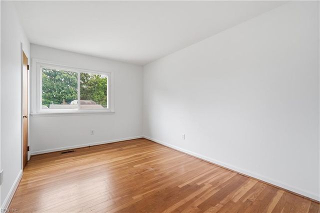 113 Alaric DR, Hampton, VA 23664