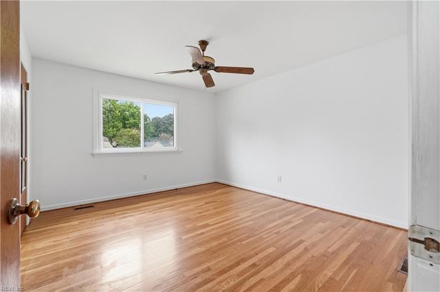 113 Alaric DR, Hampton, VA 23664