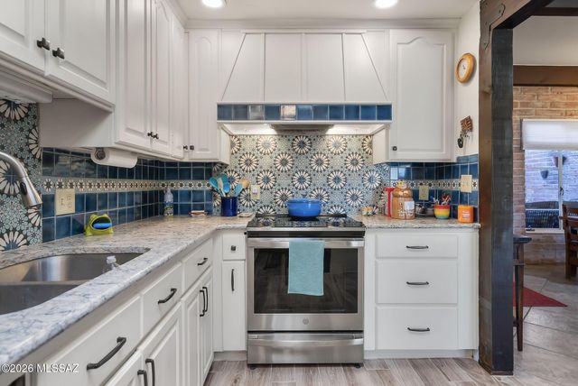 101-10 Avenida De Otero, Tubac, AZ 85646