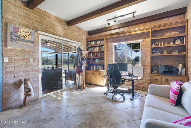 101-10 Avenida De Otero, Tubac, AZ 85646