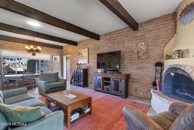 101-10 Avenida De Otero, Tubac, AZ 85646