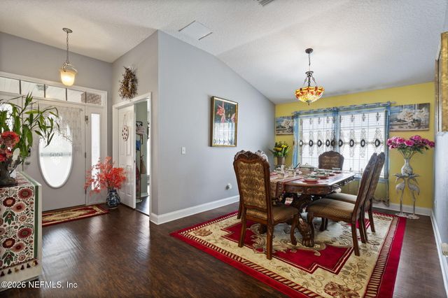 7705 VANDALAY Drive, Jacksonville, FL 32244
