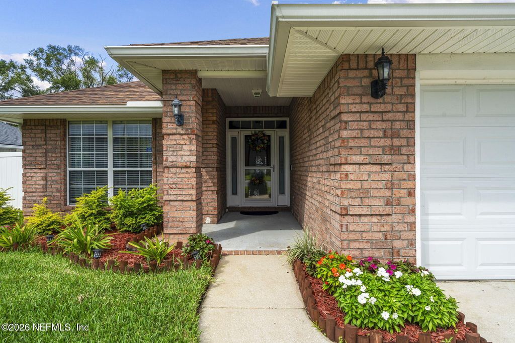 7705 VANDALAY Drive, Jacksonville, FL 32244