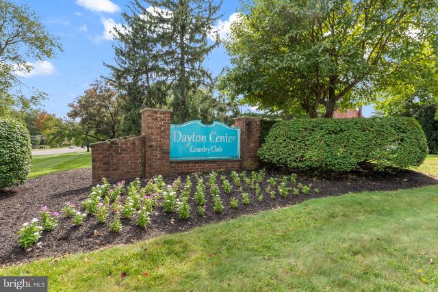 102 BENJAMIN CT, Dayton, NJ 08810