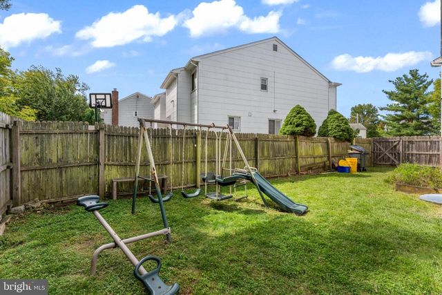 102 BENJAMIN CT, Dayton, NJ 08810