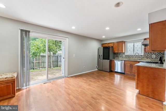 102 BENJAMIN CT, Dayton, NJ 08810