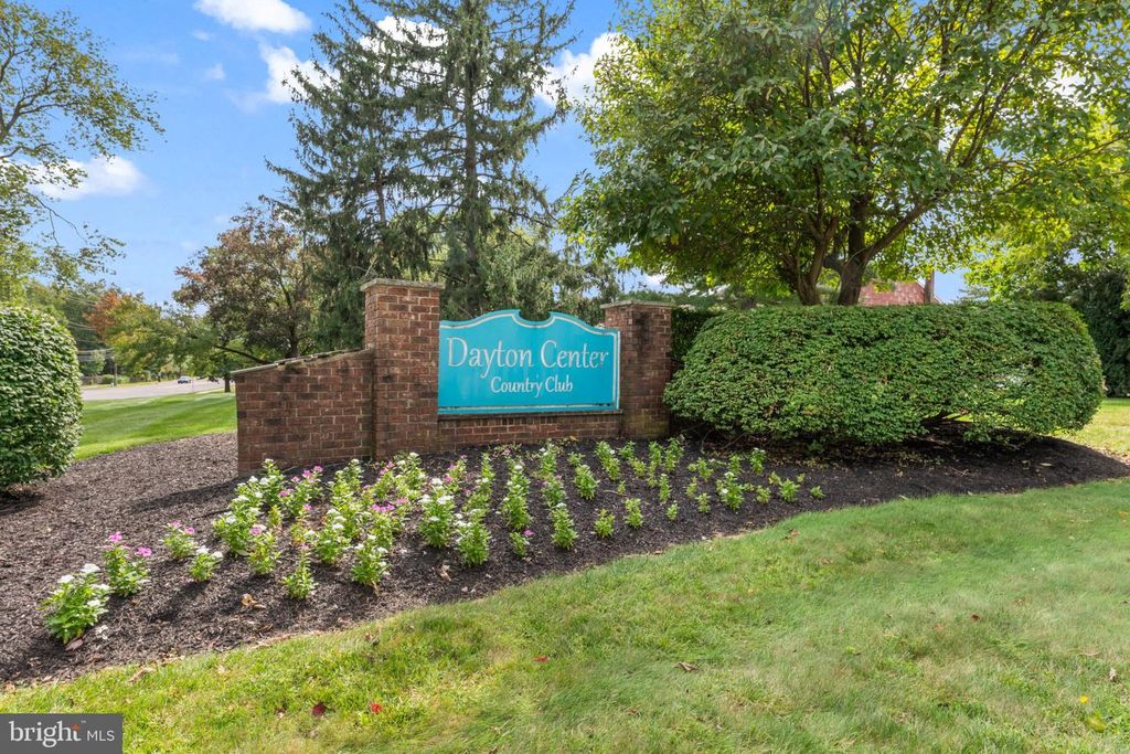 102 BENJAMIN CT, DAYTON, NJ 08810 — photo 3