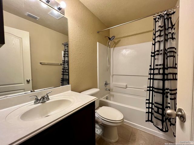 426 Tequila Ranch, San Antonio, TX 78245
