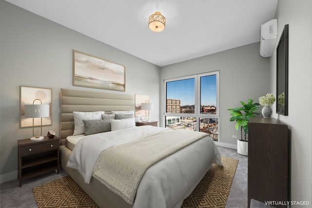 839 Madison Street 206, Oak Park, IL 60302