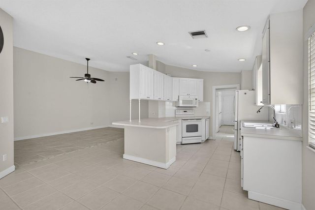 8093 Montserrat Place, Wellington, FL 33414