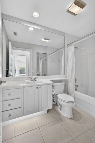 8093 Montserrat Place, Wellington, FL 33414