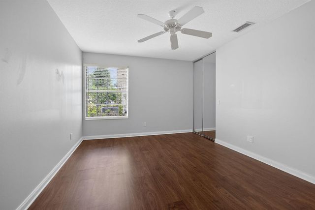 8093 Montserrat Place, Wellington, FL 33414