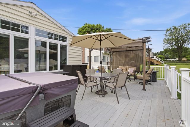 116 PLYMOUTH RD, Springfield, PA 19064