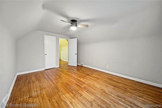 23704 Davey Avenue, Hazel Park, MI 48030