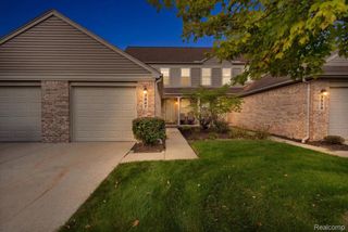 3947 Hunters Circle E, Canton Charter Township, MI 48188