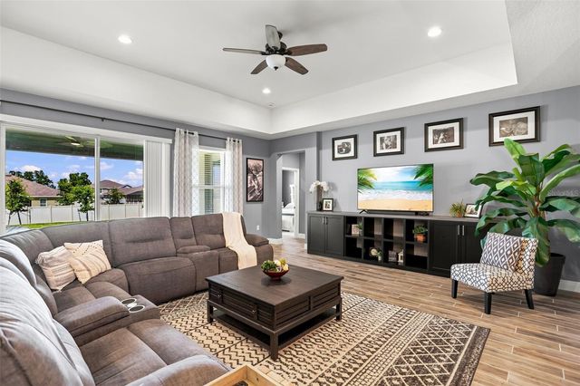 4924 GOLDEN ZENITH WAY, Mount Dora, FL 32757
