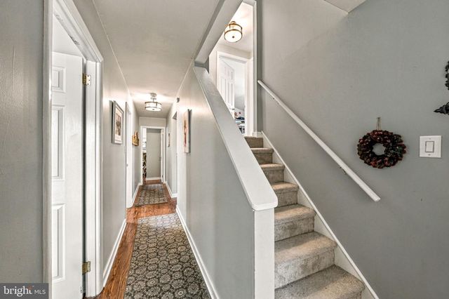 1260 BEVERLY RD, Warminster, PA 18974