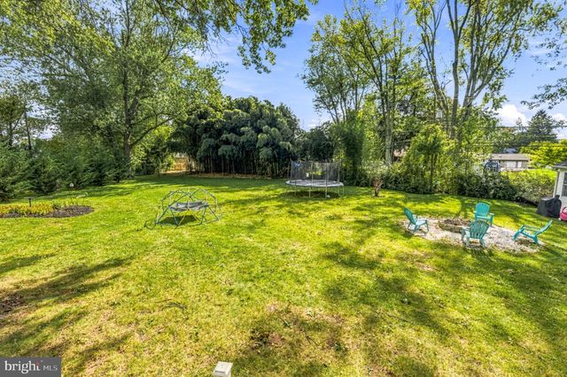 1260 BEVERLY RD, Warminster, PA 18974
