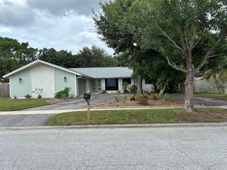 705 WILD OAK LANE, Palm Harbor, FL 34683