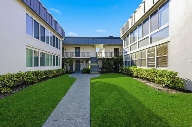 571 Piedmont L, Delray Beach, FL 33484