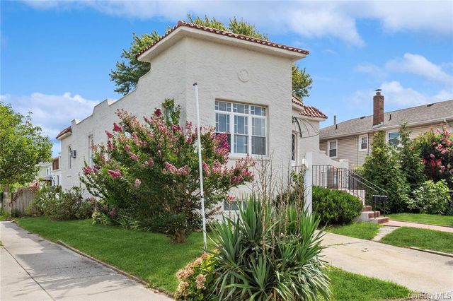 720 Franklin Boulevard, Long Beach, NY 11561