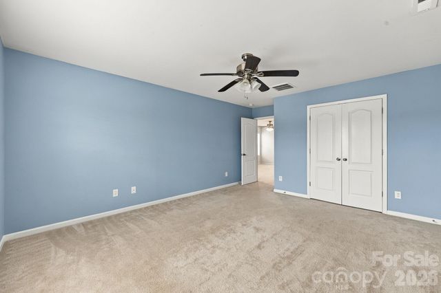 13707 Porter Creek Road, Charlotte, NC 28262