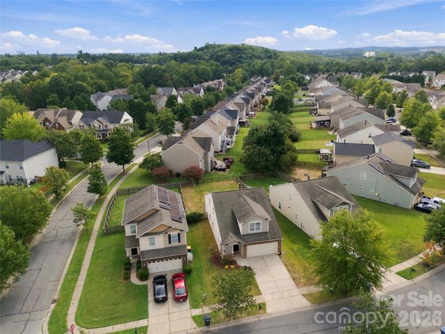 13707 Porter Creek Road, Charlotte, NC 28262