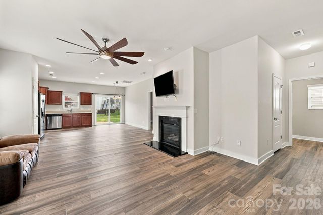 13707 Porter Creek Road, Charlotte, NC 28262