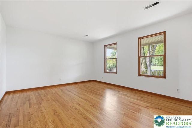 714 Lexington Road, Lower Nazareth Twp, PA 18064