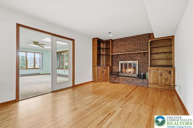 714 Lexington Road, Lower Nazareth Twp, PA 18064